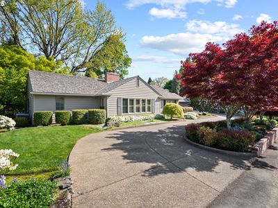 7865 SW Broadmoor Ter, Portland, OR, 97225