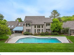 1 Twin Creek Ln, Berwyn, PA 19312