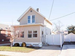 420 3rd Ave, Ottawa, IL 61350