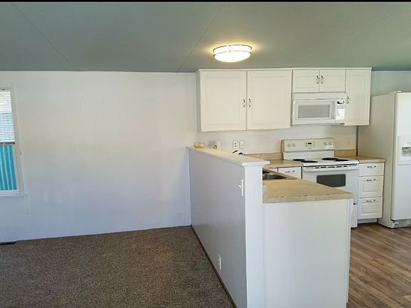 5th image of 3928 21st Ave SE Unit 41