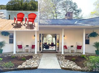 91 Island View Ct, Mill Spring, NC 28756