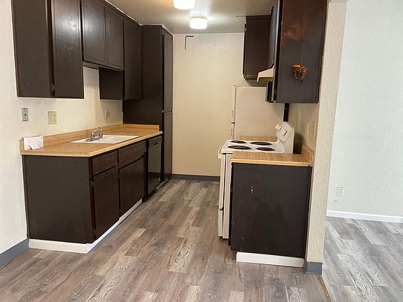 4th image of 2909 Malvern Ct