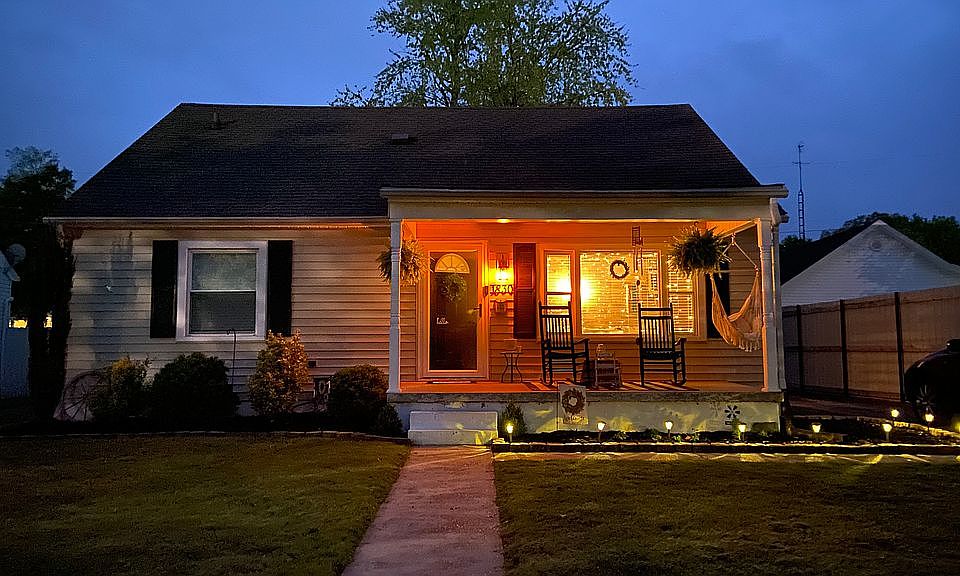 2nd image of 1830 Cherokee Dr