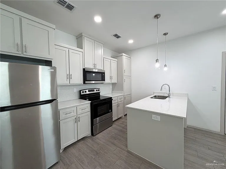 7806 N 58th St #1 — Photo 5