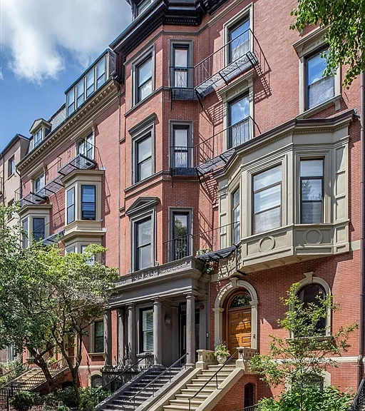 212 Beacon St #2 — Photo 22