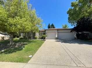 1124 Widgeon Ct, Folsom, CA 95630