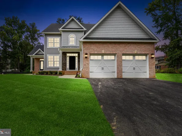 3325 Shomette Ln, Edgewater, MD 21037