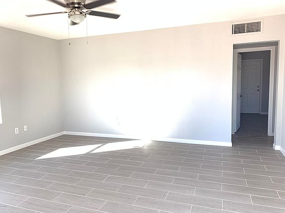2nd image of 152 E Buena Vista Ave