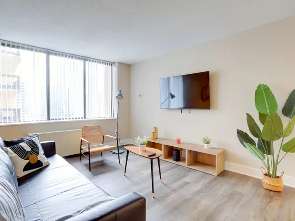 1201 S Bell St, Arlington, VA