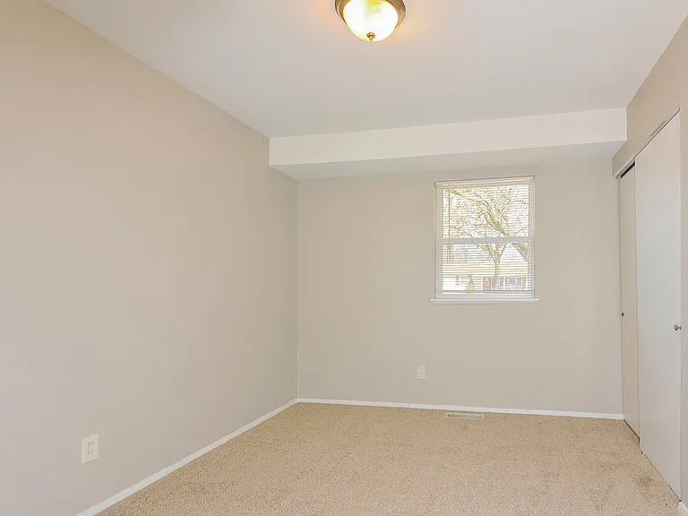1570 Tahoe Dr — Photo 13
