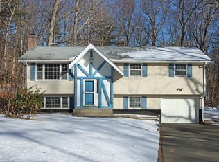 6 Lucerne Dr, Willington, CT 06279