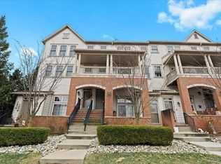 50111 Harding St UNIT 121, Canton, MI 48188