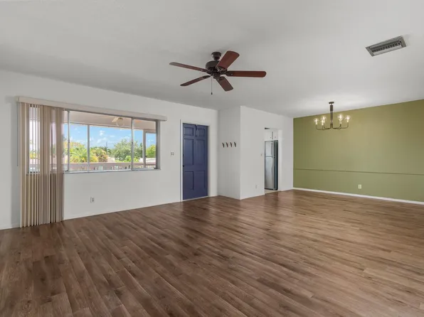 2141 NE 68th Street #206, Fort Lauderdale, FL 33308