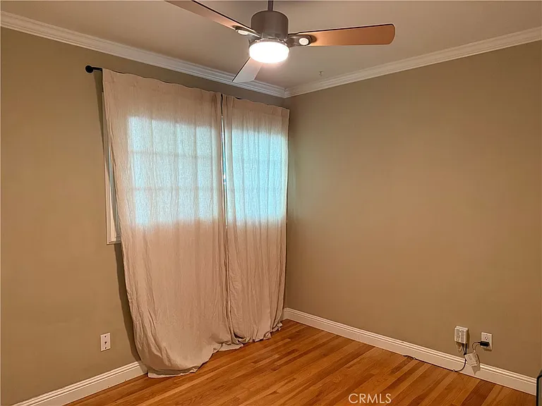 5039 Rubio Ave — Photo 11