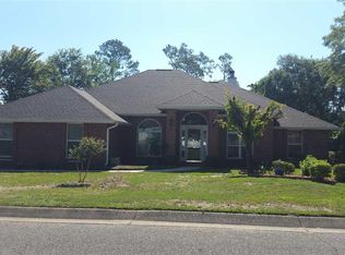 1524 Colwyn Dr, Cantonment, FL 32533