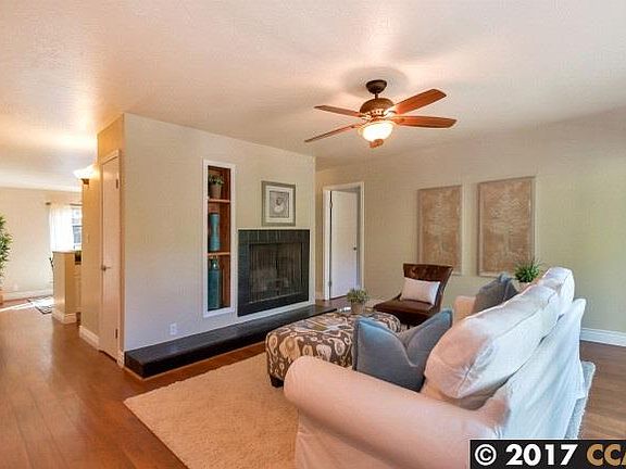 4th image of 2063 Ascot Dr Unit 117