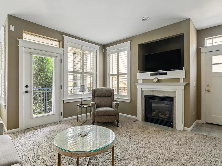 3305 Summerlinn Dr — Photo 17