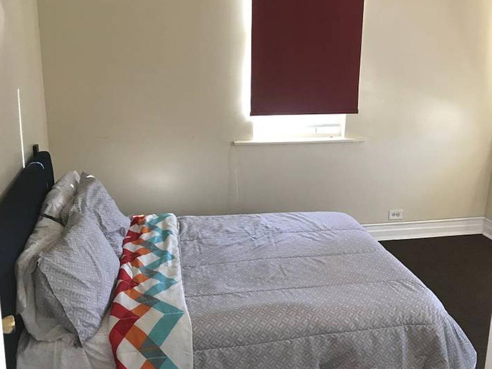 1st image of 1040 E 214th St APT 2