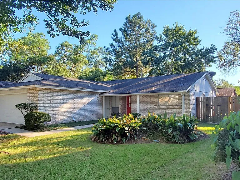 14419 Cypress Leaf Dr — Photo 2