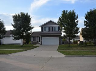 685 SE Ashton Ct, Waukee, IA 50263