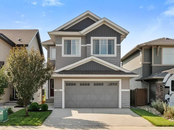 3334 Parker Loop SW, Edmonton, AB T6W 4C2