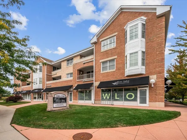 2300 Chestnut Ave Unit 207, Glenview, IL 60026