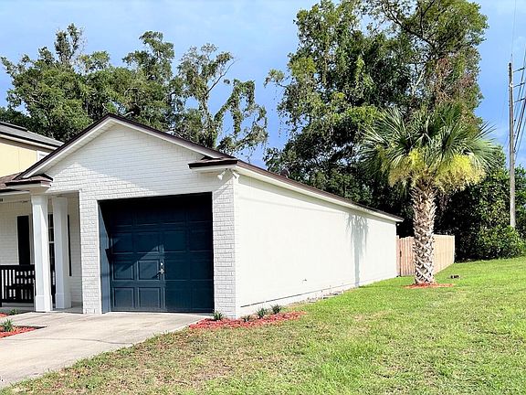 3rd image of 8406 KONA Avenue