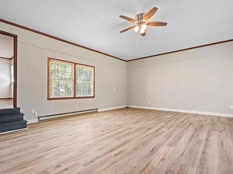 423 Sheffield Dr — Photo 25
