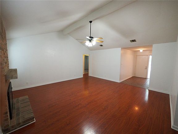 5th image of 10803 Tall Oak Trl