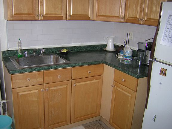 4th image of 504 Grand St APT G62