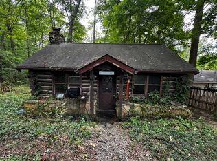 262 E Hoover Dr, Nineveh, IN