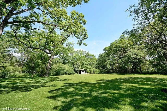 1280 N Sheridan Rd photo 1