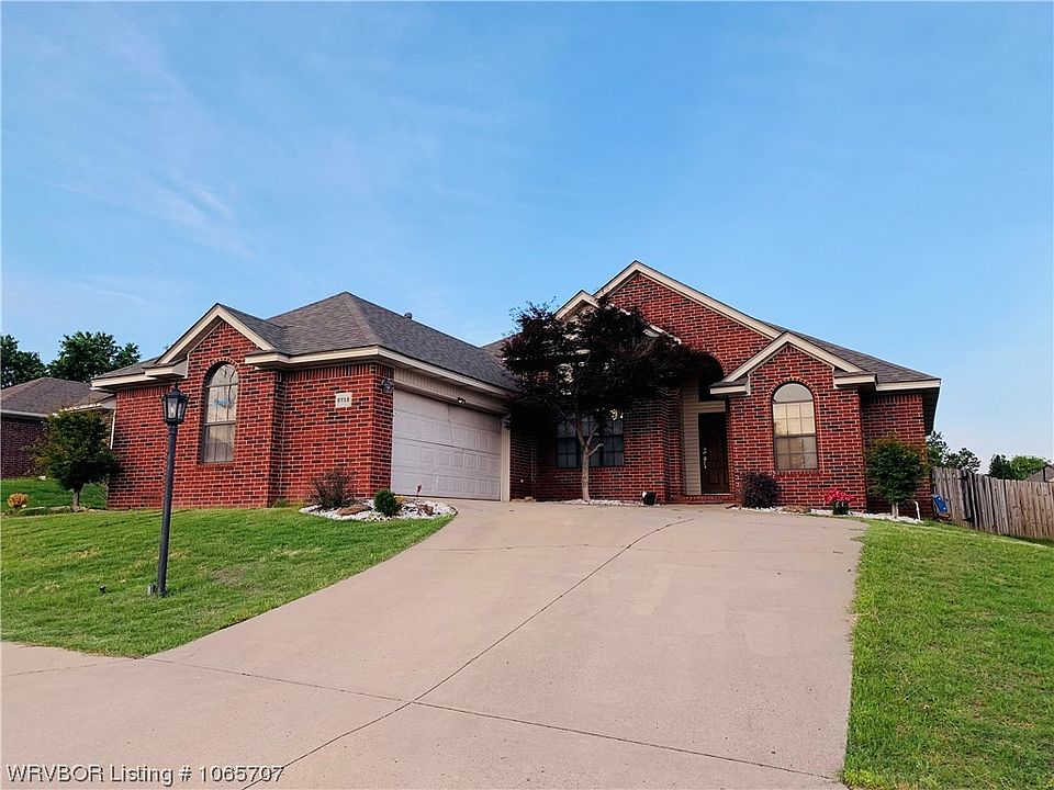 1st image of 2712 Northridge Cir