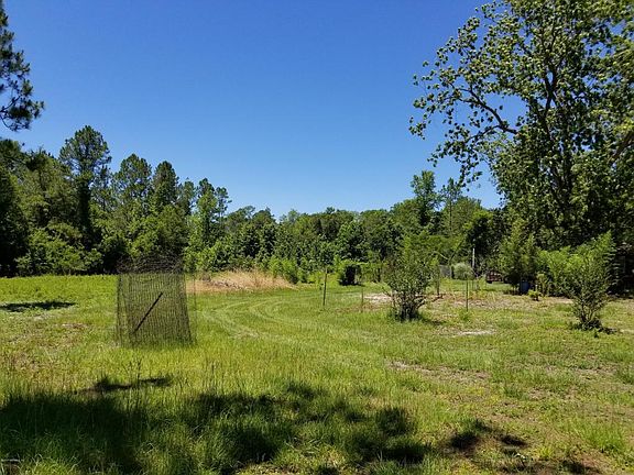 3rd image of 3519 Maris Ln