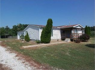 345 Cates Rd, Paris, TN 38242