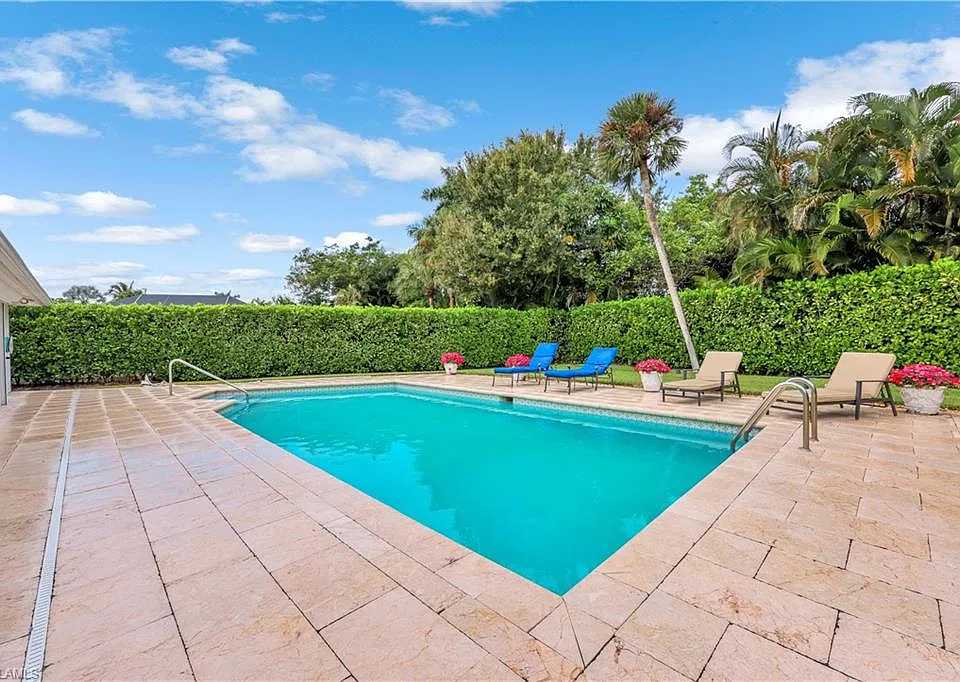 705 Regatta Rd