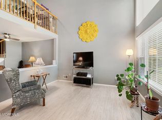 4005 Galloping Hill Ln, Toms River, NJ 08755