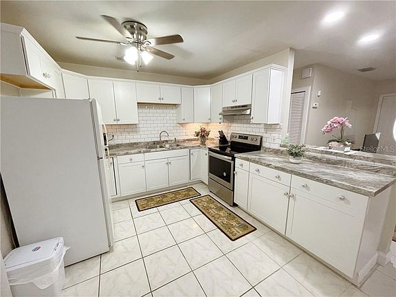 5th image of 8506 Temple Park Dr