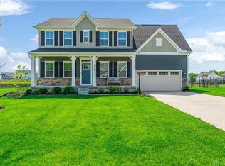 938 Acorn Dr, Dayton, OH 45440