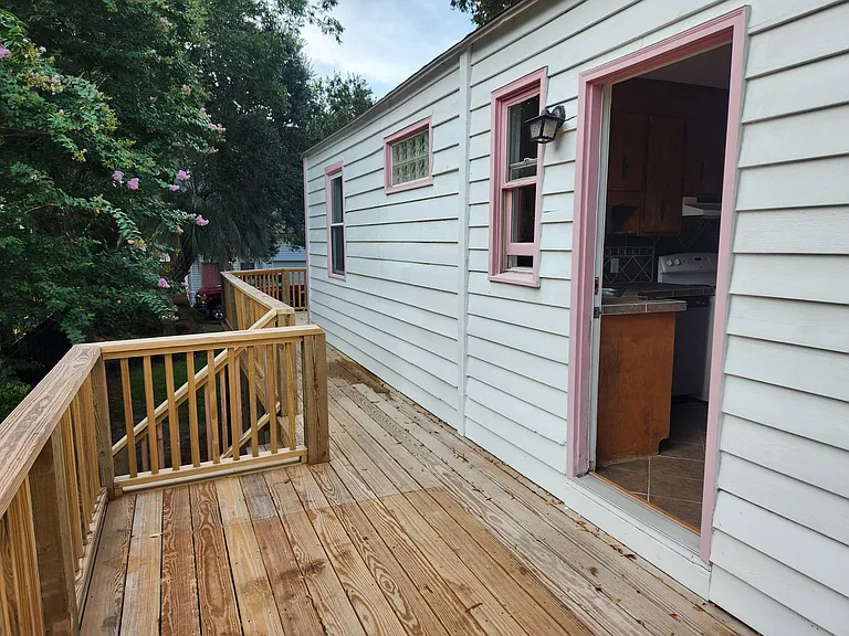 2202 Cameron Blvd — Photo 22