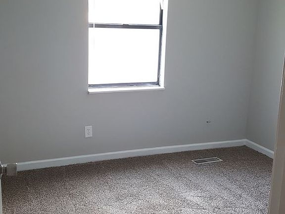 5th image of 1544 Diuguid Dr #J