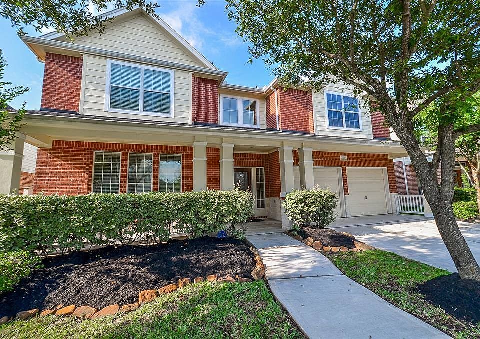 1st image of 18507 W Laura Shore Dr
