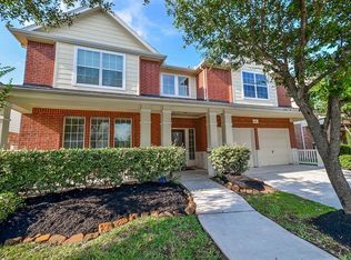 18507 W Laura Shore Dr, Cypress, TX 77433