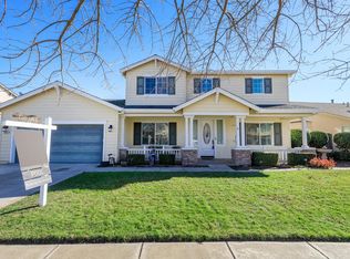 2390 Trail Way, Turlock, CA 95382