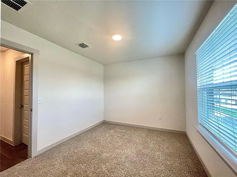 110 Krause Springs Dr — Photo 21