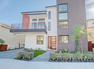 2002 Carnegie Ln, Redondo Beach, CA 90278