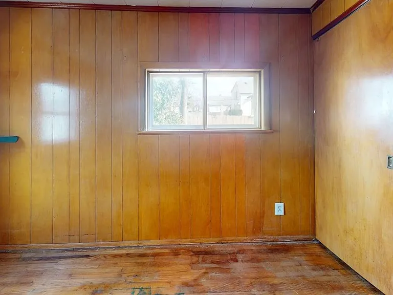 7903 Jeffries Ave — Photo 8