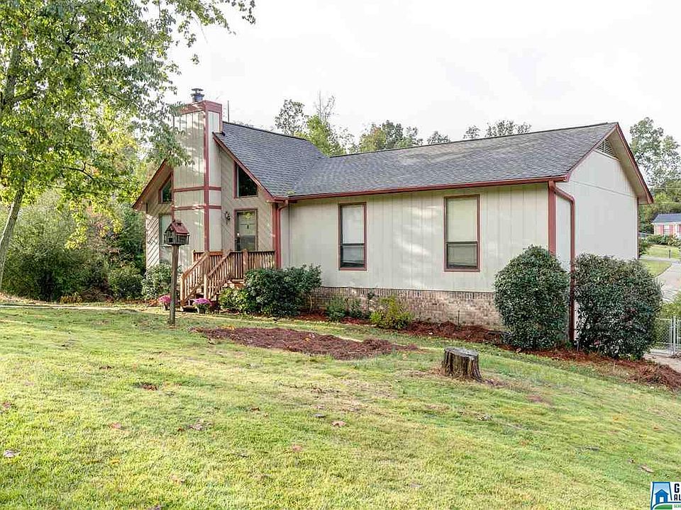 1st image of 5666 Desoto Dr