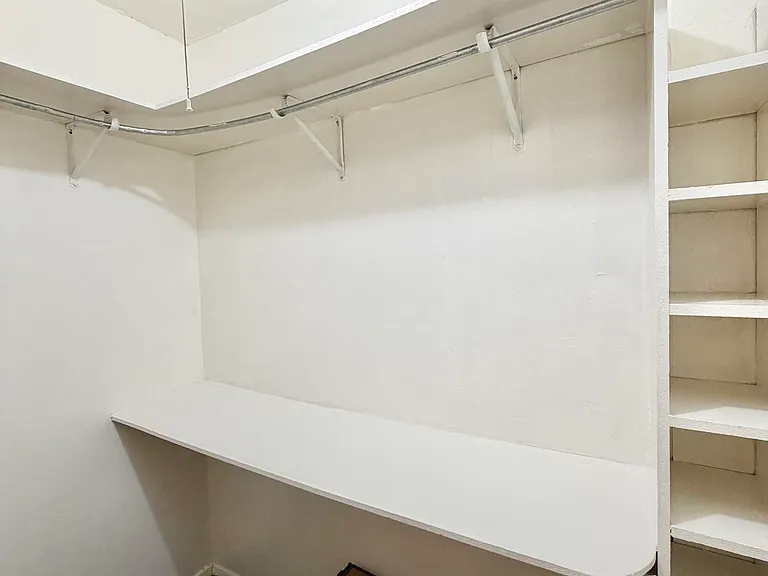 7404 Franklin Dr #B — Photo 13