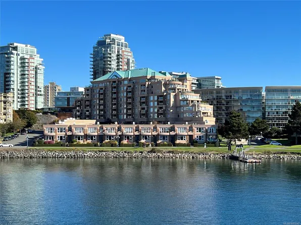 75 Songhees Rd #123, Victoria, BC V9A 7M5
